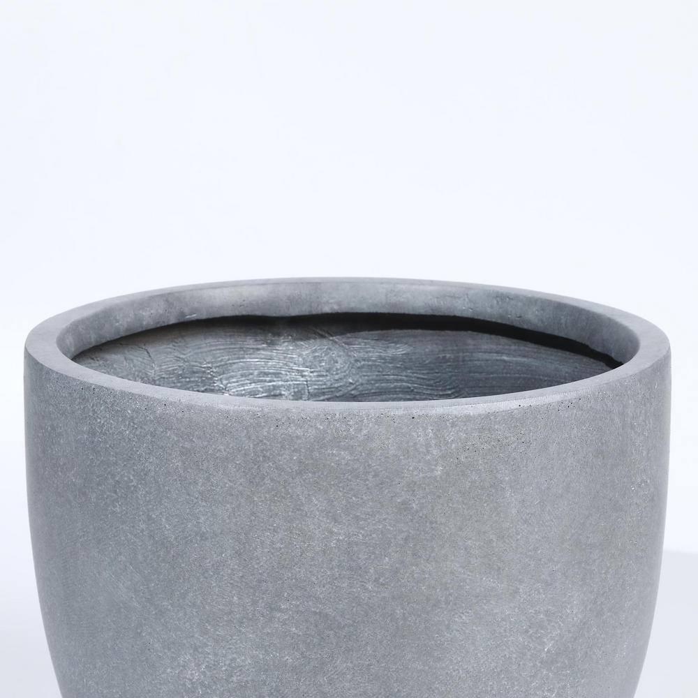 LuxenHome Round Tapered 9.2" H House Planter, Indoor/Outdoor Gray