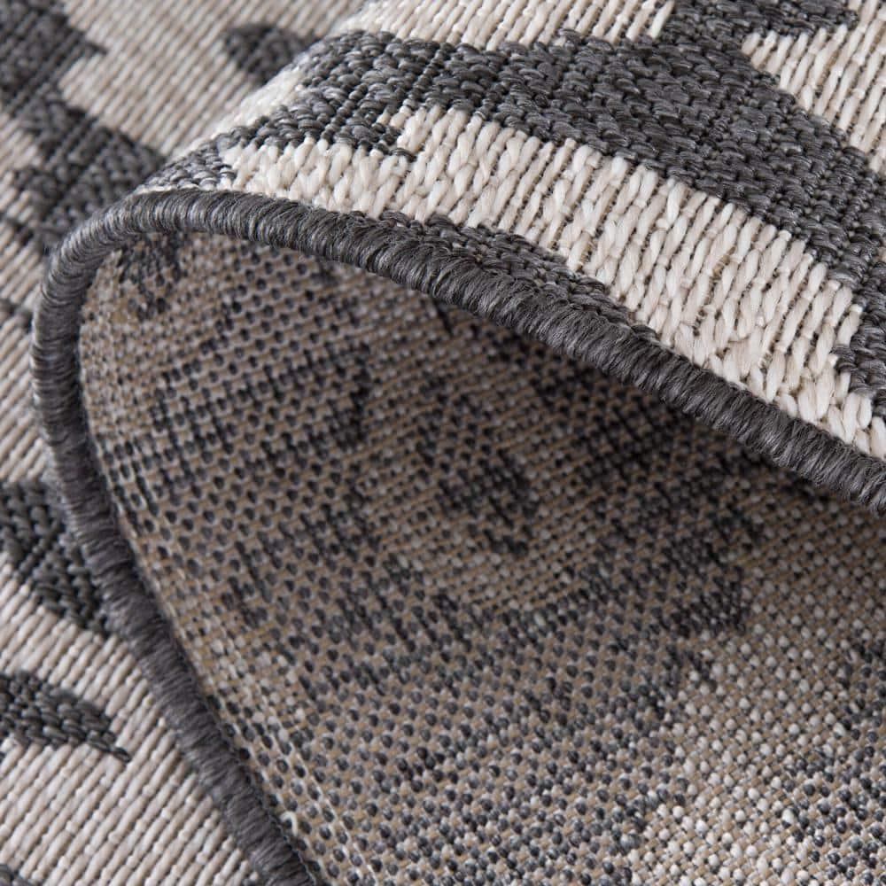 Loomaknoti New Zealand Tk 5' x 7' Ikat Indoor/Outdoor Area Rug , Gray