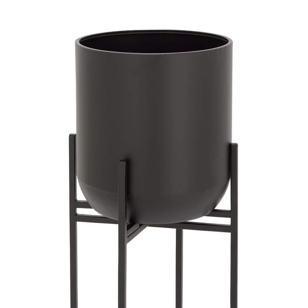 Olivia & May Modern With Stand Iron Planter Pots Black