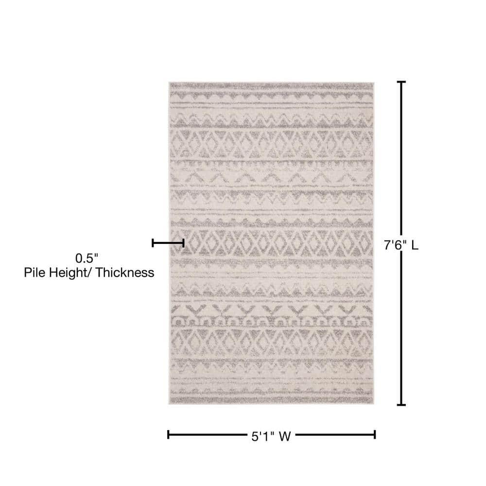 SAFAVIEH Adirondack Emil Southwestern Area Rug, Ivory/Grey, 5'1" x 7'6"