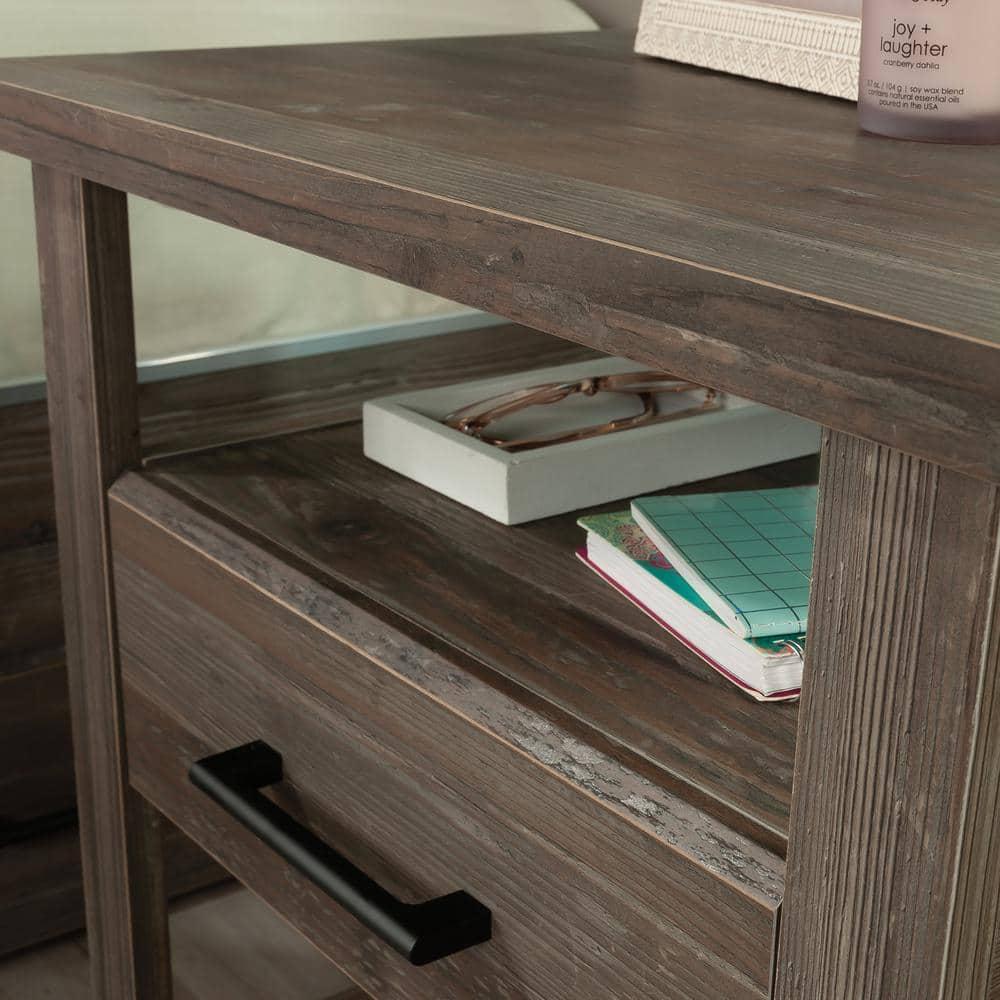 Carlyn 21.25'' W Nightstand