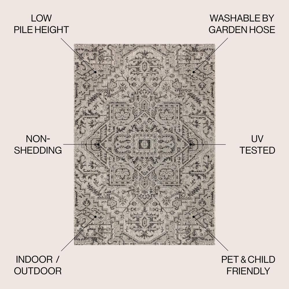 4'x6' Estrella Bohemian Medallion Textured Weave Indoor/Outdoor Area Rug, Black/Gray - JONATHAN Y