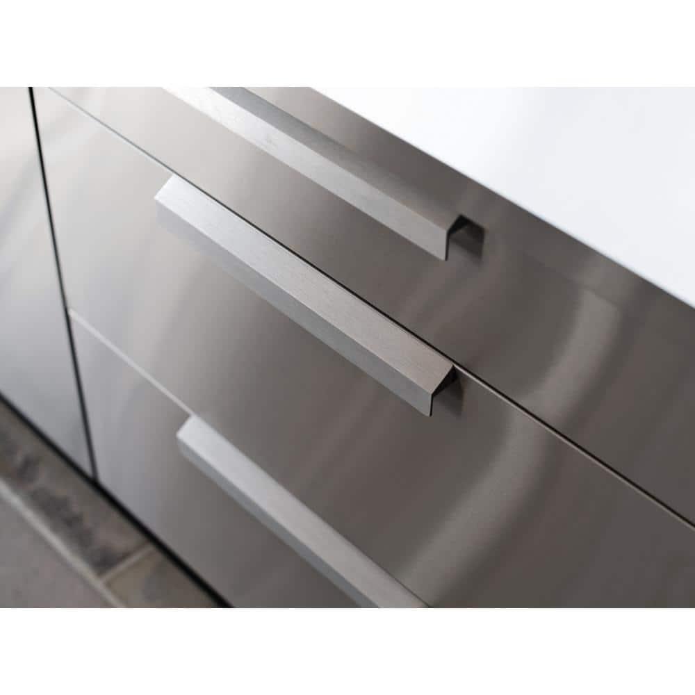 Outdoor Kitchen Classic 32In 3-Drawer Cabinet