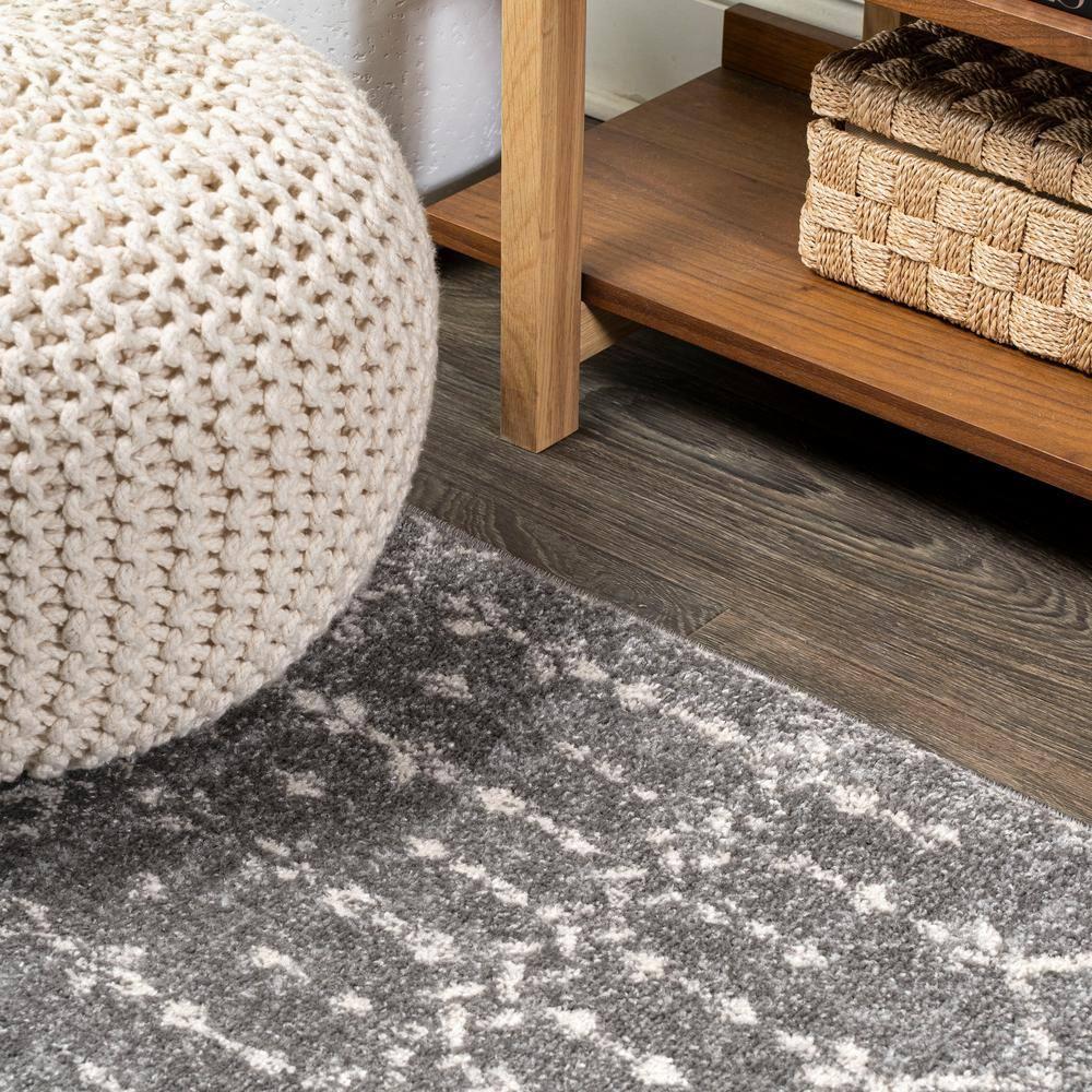 JONATHAN Y Moroccan HYPE Boho Vintage Diamond Gray/Ivory 3 ft. x 5 ft. Area Rug