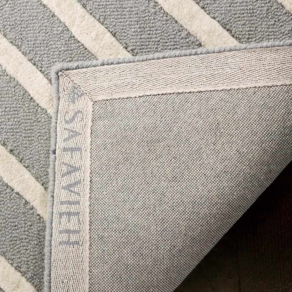 Safavieh Kids Pattern SFK920 Hand Tufted Indoor Area Rug - Grey/Ivory - 8'x10' - Safavieh