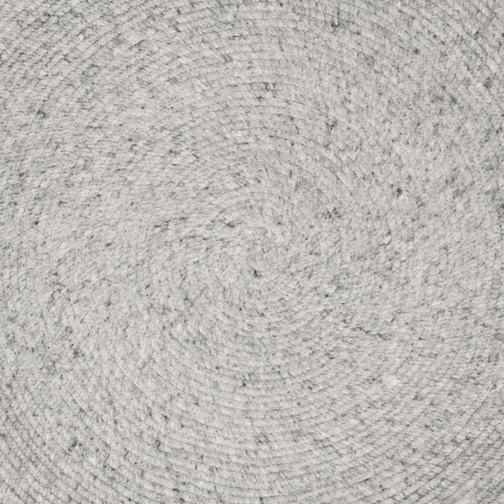 Braided BRD901 Hand Woven Indoor Area Rug - Grey - 4' Round - Safavieh