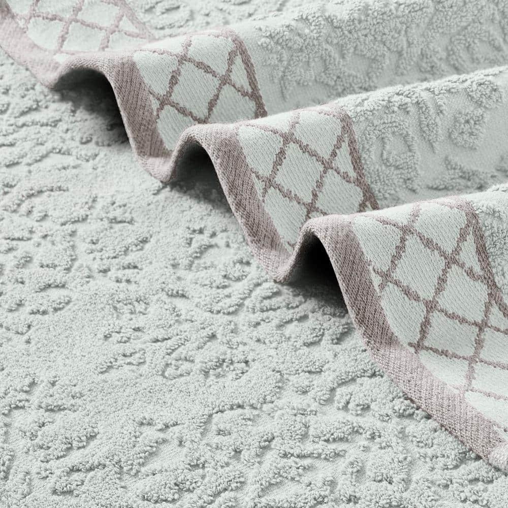 Modern Threads Modern Threads 6-Piece Damask Jacquard/Solid Ultra Soft 550GSM 100% Combed Cotton Towel Set with Embellished Borders