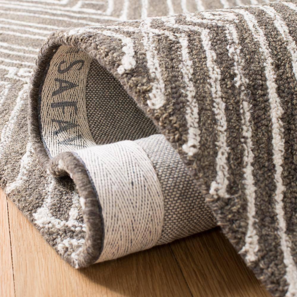 Micro-Loop MLP608 Hand Tufted Area Rug - Dark Grey/Ivory - 5'x5' - Safavieh.