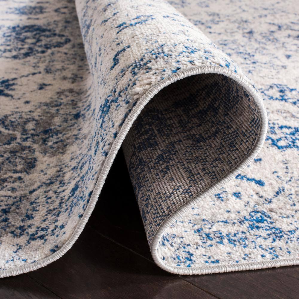 Madison MAD611 Power Loomed Indoor Area Rug - White/Royal Blue - 5'3"x5'3" - Safavieh