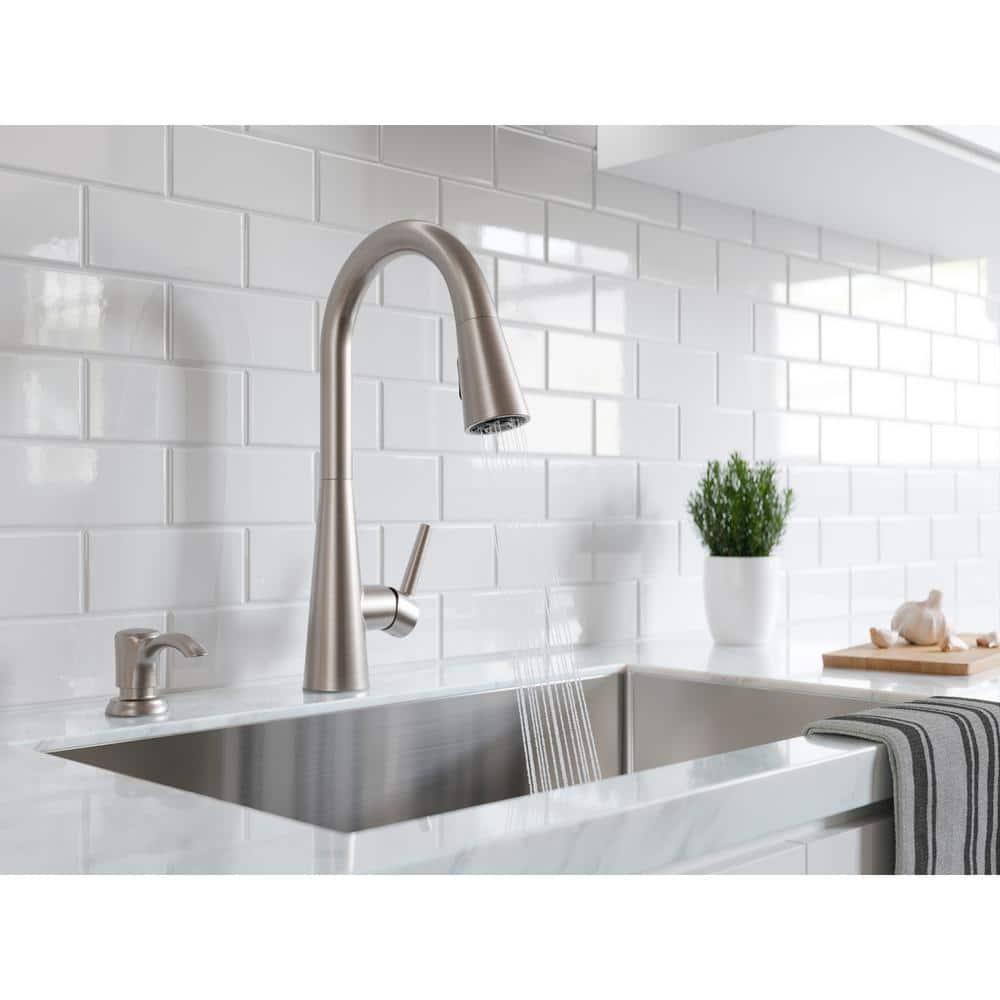 Pfister Barulli 1-Handle Pull-Down Matte Black Kitchen Faucet with Soap Dispenser