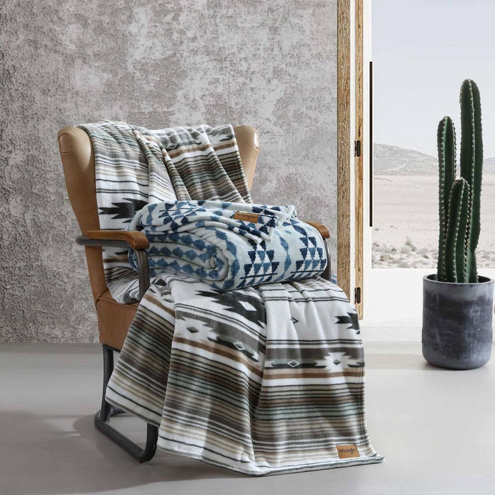 Wrangler Wrangler Printed Ultra Soft Plush Fleece Blanket