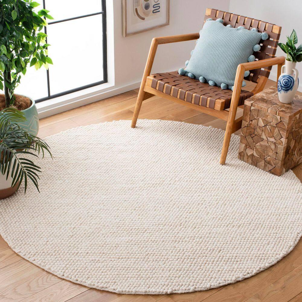 SAFAVIEH Natura Fredrick Striped Area Rug, Ivory, 4' x 4' Round