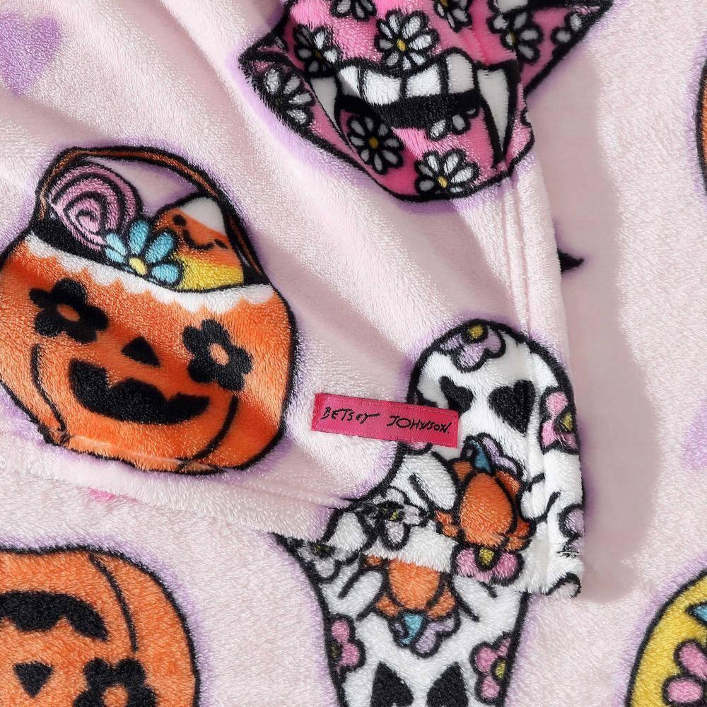 Betsey Johnson Retro Halloween - Pink 50" X 70" Throw Blanket