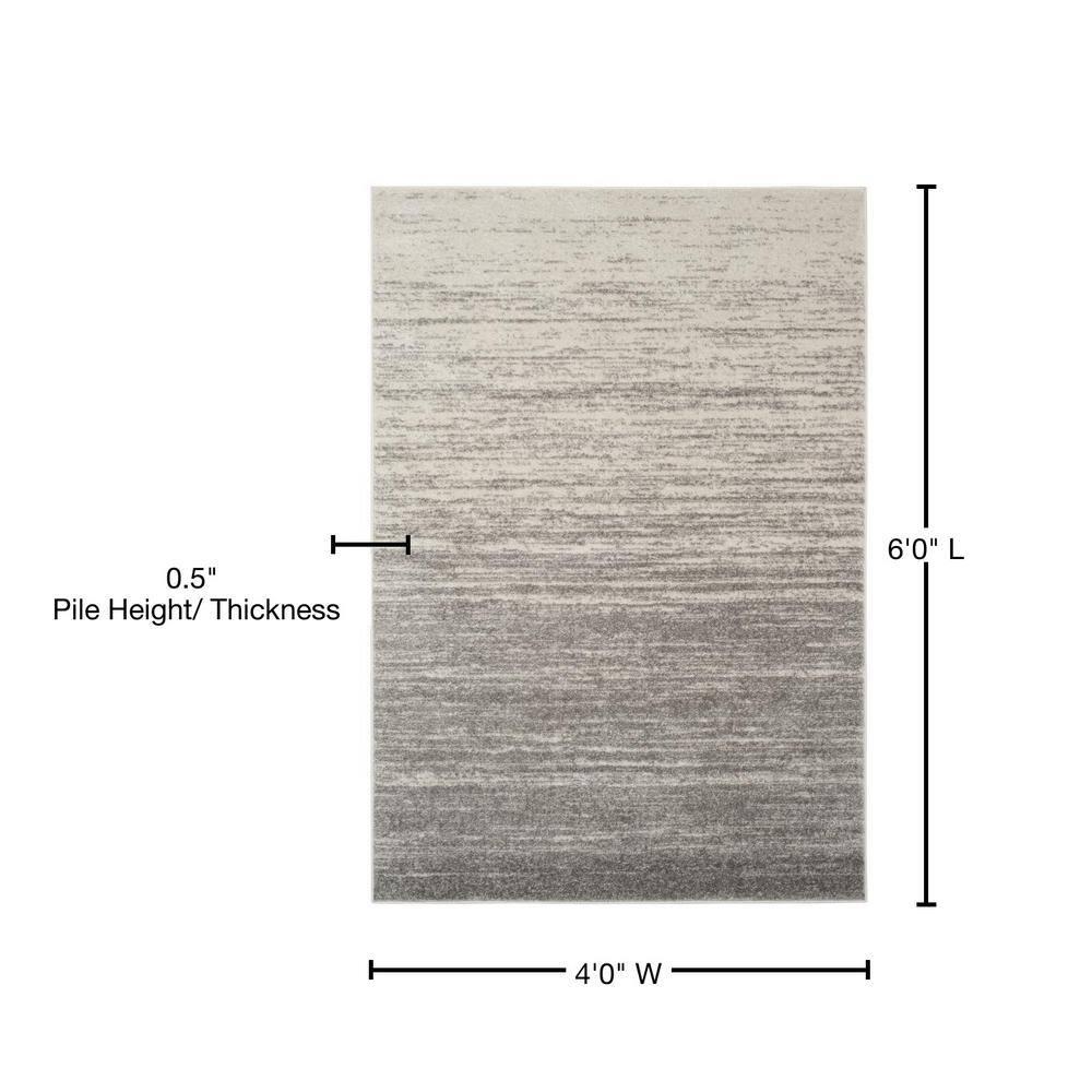 Adirondack ADR113 Machine Made Indoor Area Rug - Light Grey/Grey - 4'x6' - Safavieh