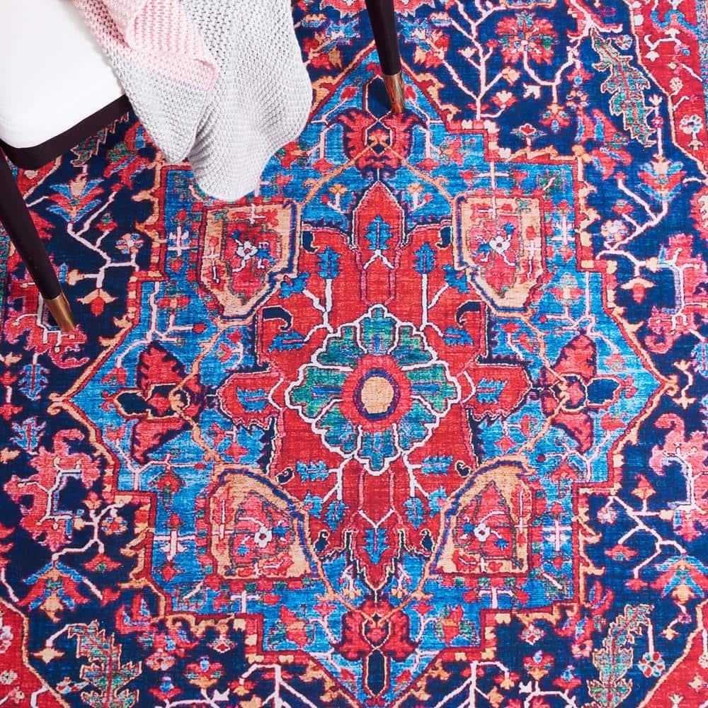 Tucson TSN121 Power Loomed Machine Washable Area Rug - Navy/Red - 3'x5' - Safavieh.