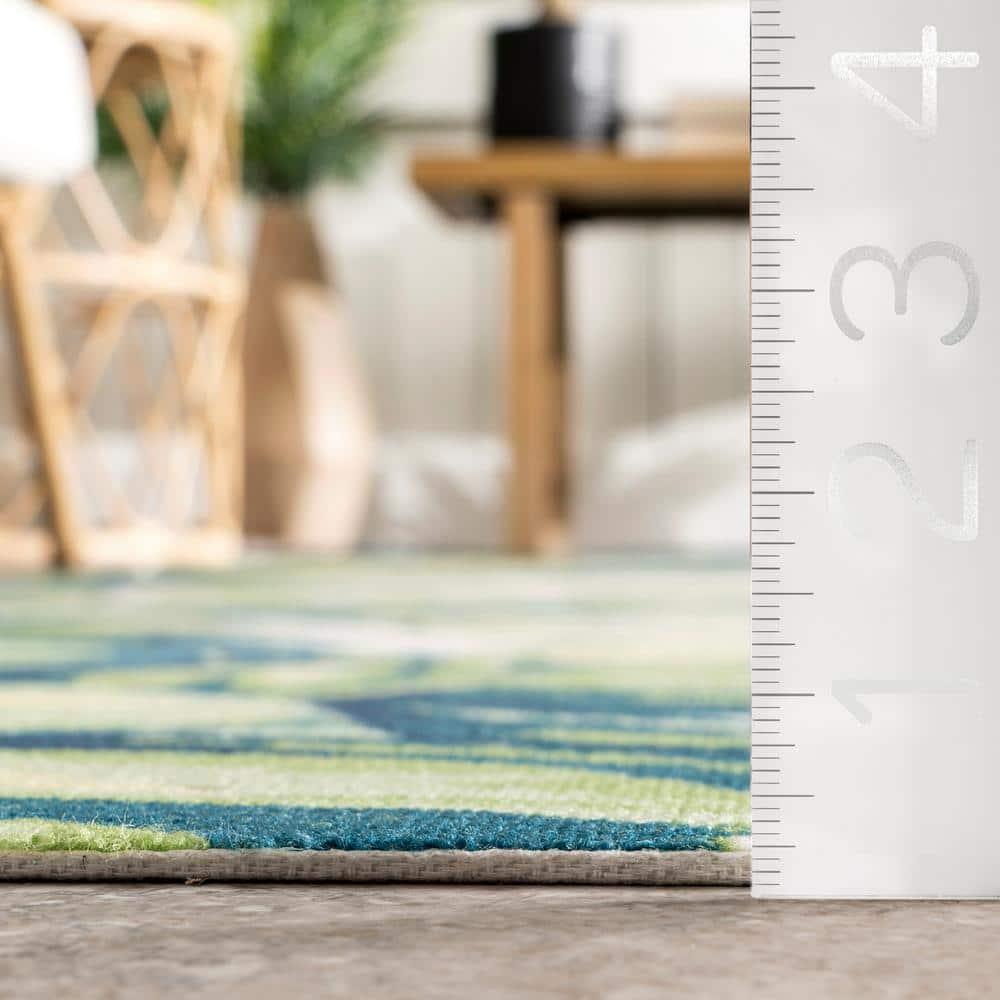 Nuloom Lisa Floral & Paisley 2x3 Indoor/Outdoor Accent Rug for Living Room Patio Deck Front Porch Entryway Kitchen, Green Multicolor/Ivory