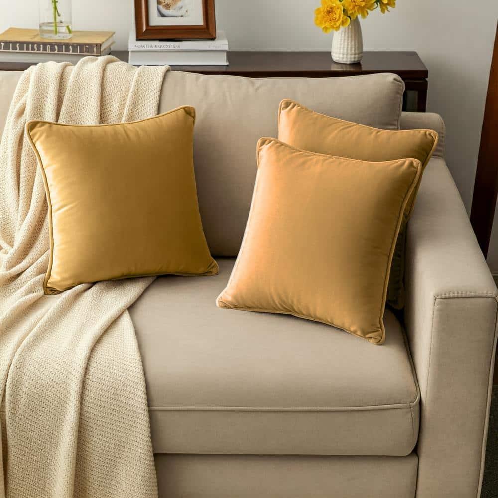 A1 Home Collections LLC Velvet Pillow Cover (Set of 2)