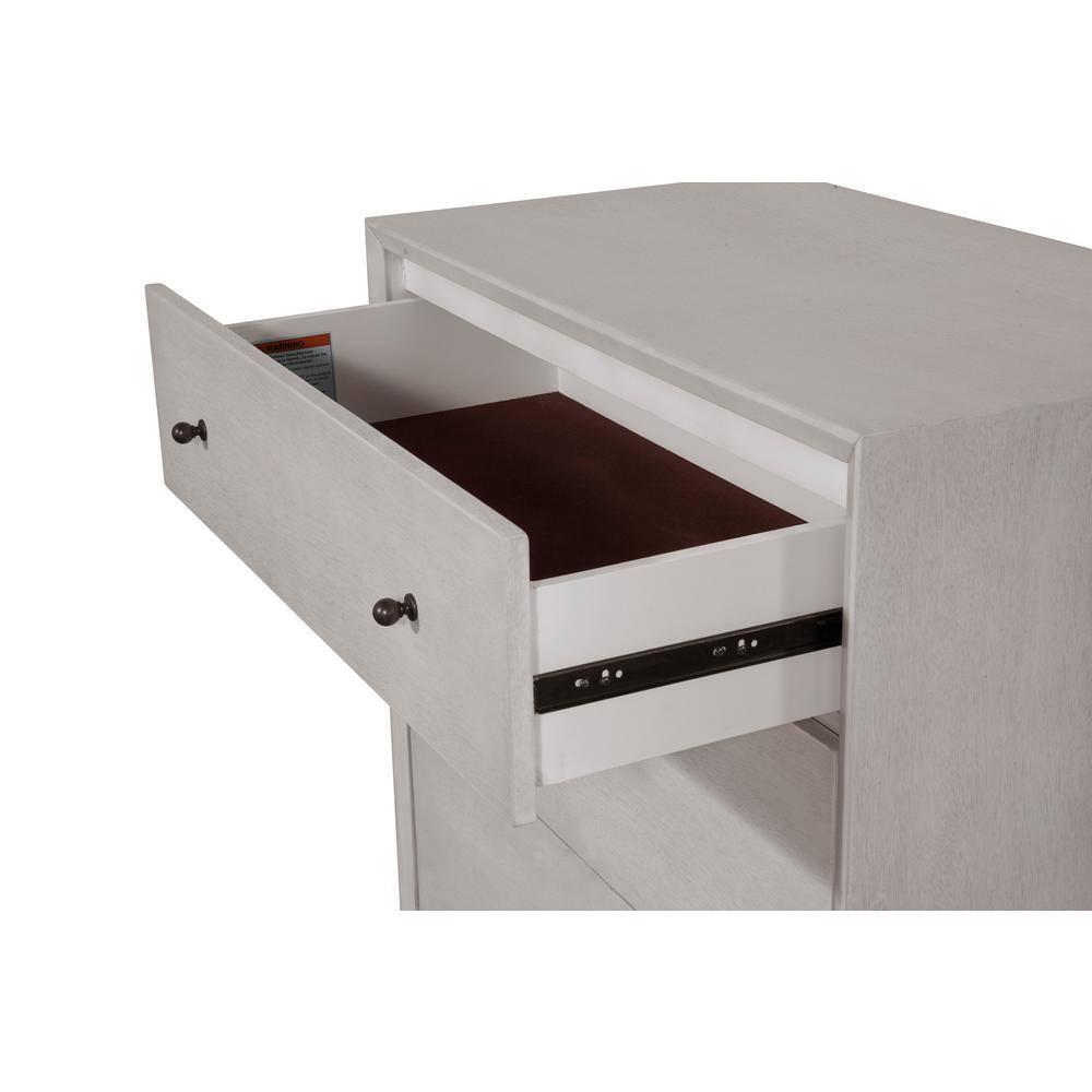 Williams 3 - Drawer Chest