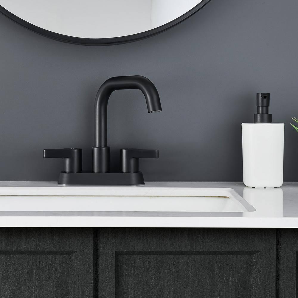 Centerset 2-handle Bathroom Faucet
