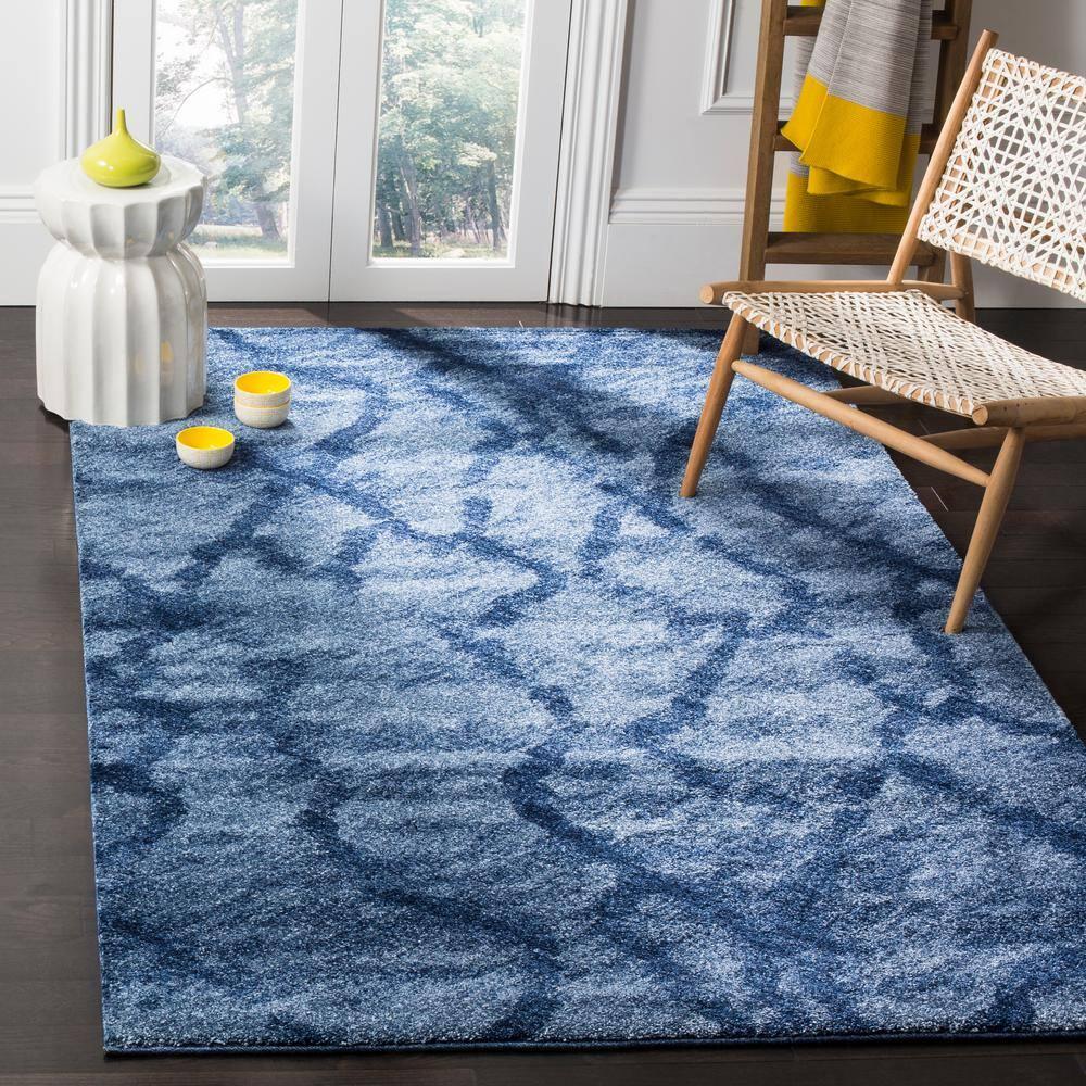 SAFAVIEH Retro Collection Accent Rug - 4' x 6', Blue & Dark Blue, Modern Abstract Design, Non-Shedding & Easy Care, Ideal for High Traffic Areas in Entryway, Living Room, Bedroom (RET2144-6570)