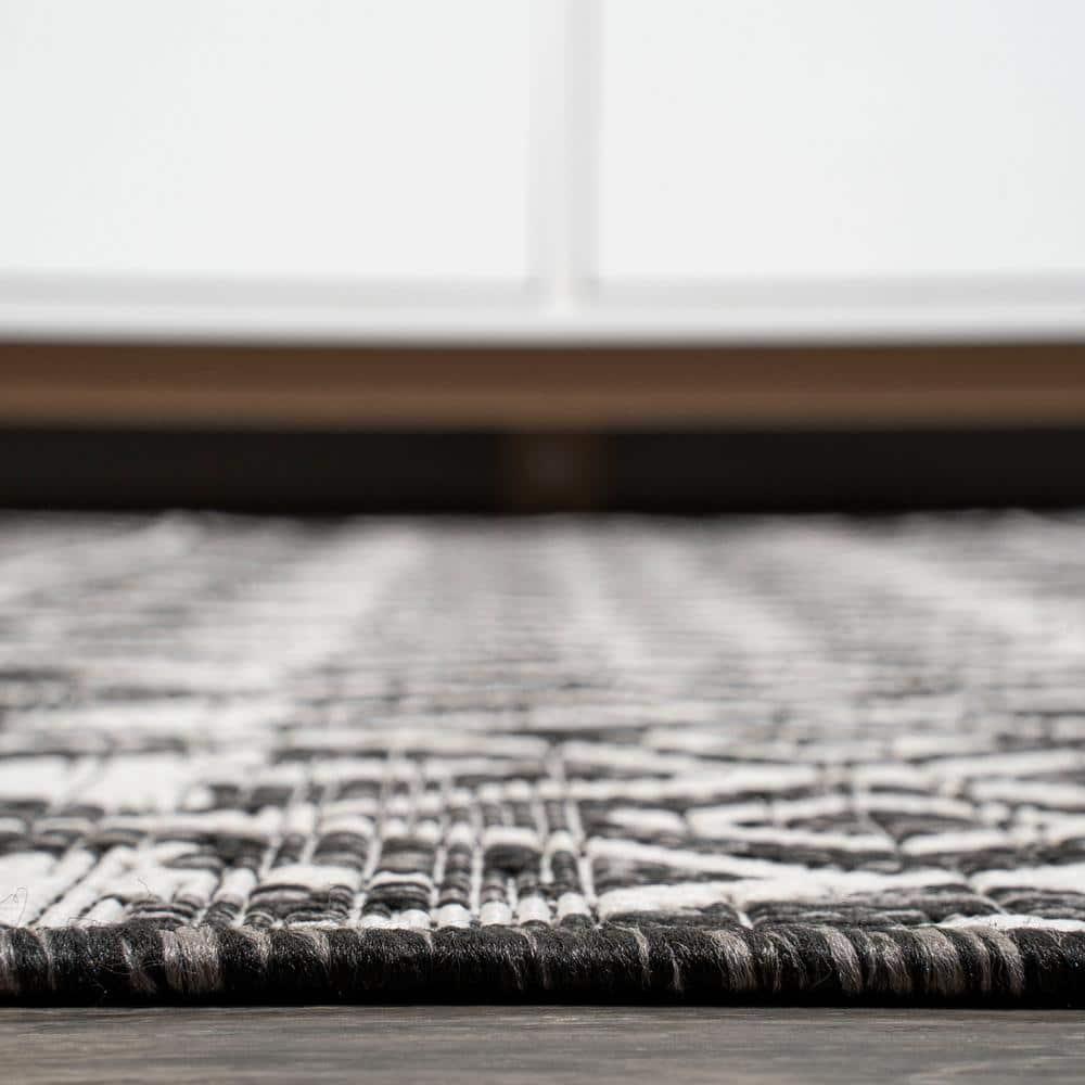 3'x5' Kafel Modern Bohemian Indoor/Outdoor Area Rug, Black/Ivory - JONATHAN Y