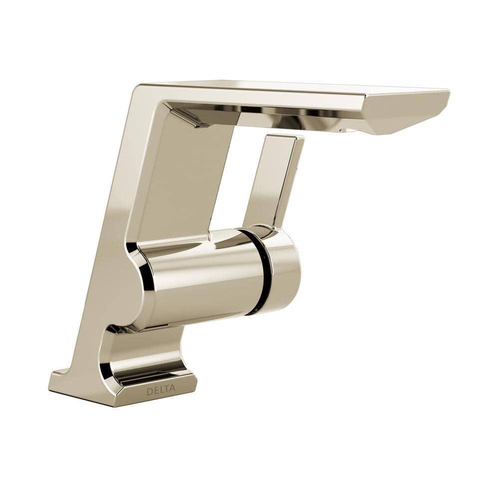 Pivotal Single Hole Bathroom Faucet with Drain Assembly and DIAMOND™ Seal Technology