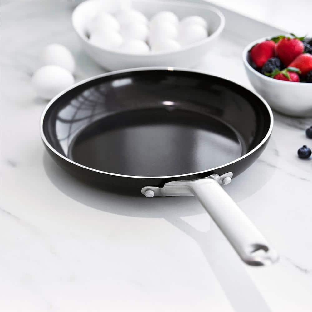 OXO Agility Ceramic Nonstick Fry Pan