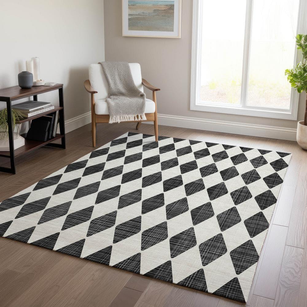 Chantille ACN578 Black 5 ft. x 7 ft. 6 in. Machine Washable Indoor/Outdoor Geometric Area Rug