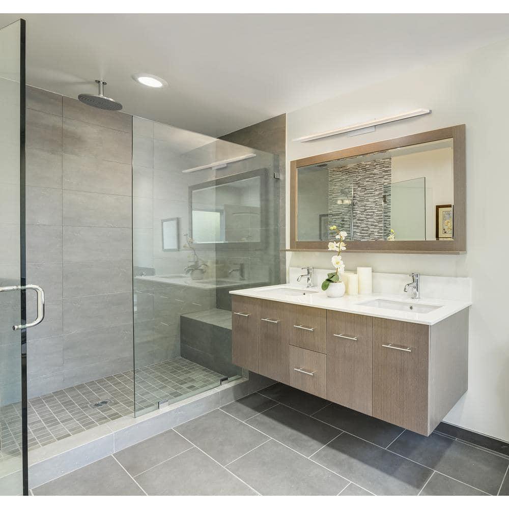 WAC Lighting Level 24" 1-Light LED 3500K Aluminum Bathroom Vanity Light in Gray