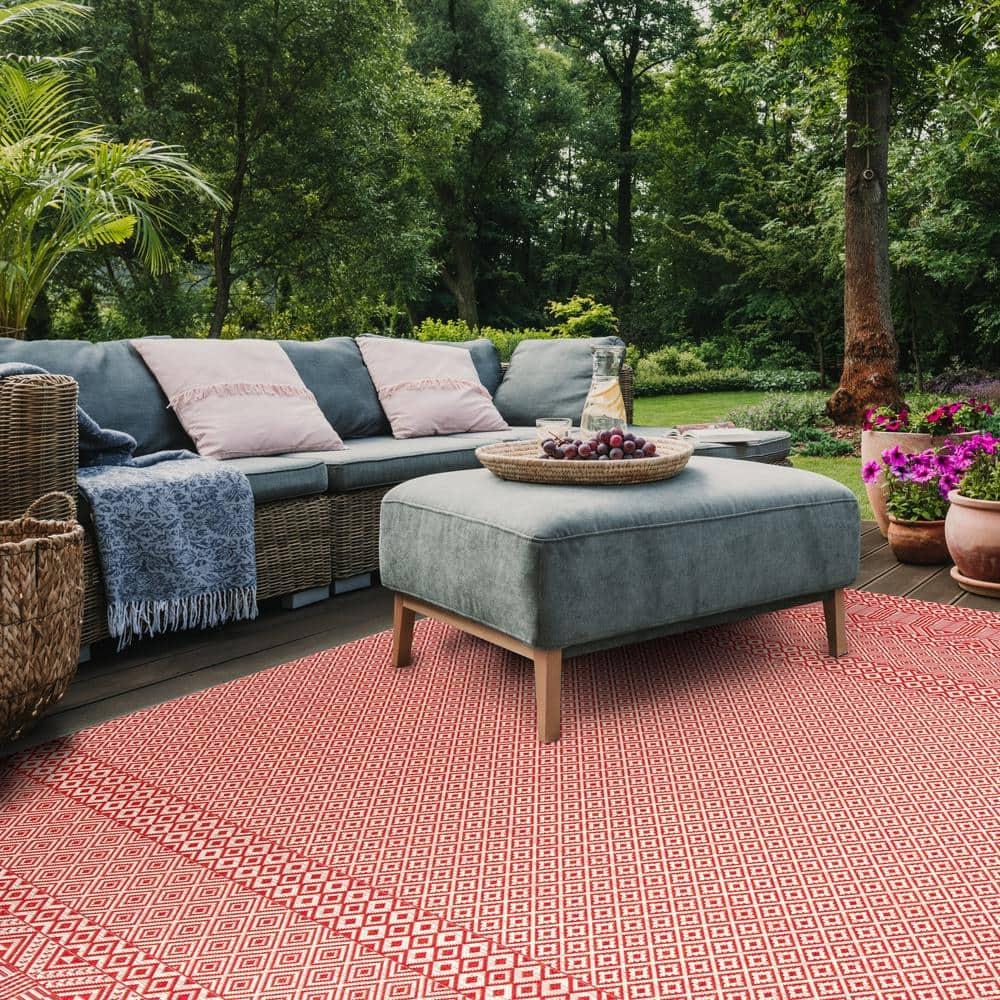 Courtyard CY6235 Power Loomed Indoor and Outdoor Accent Rug - Beige/Red - 2'x3'7" - Safavieh