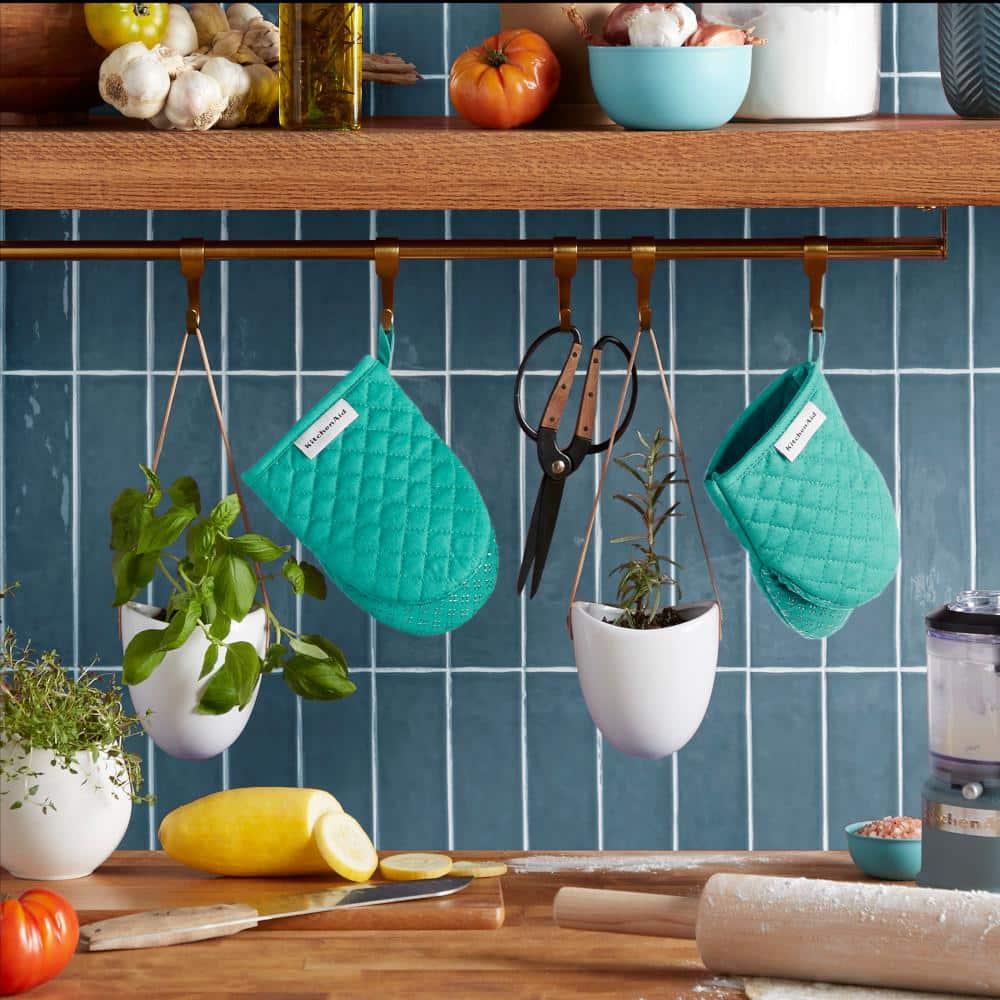 KitchenAid 2pk Cotton Asteroid Mini Oven Mitts, Light Teal: Hot Pads & Kitchen Textiles, Machine Washable, 8"x5.5"