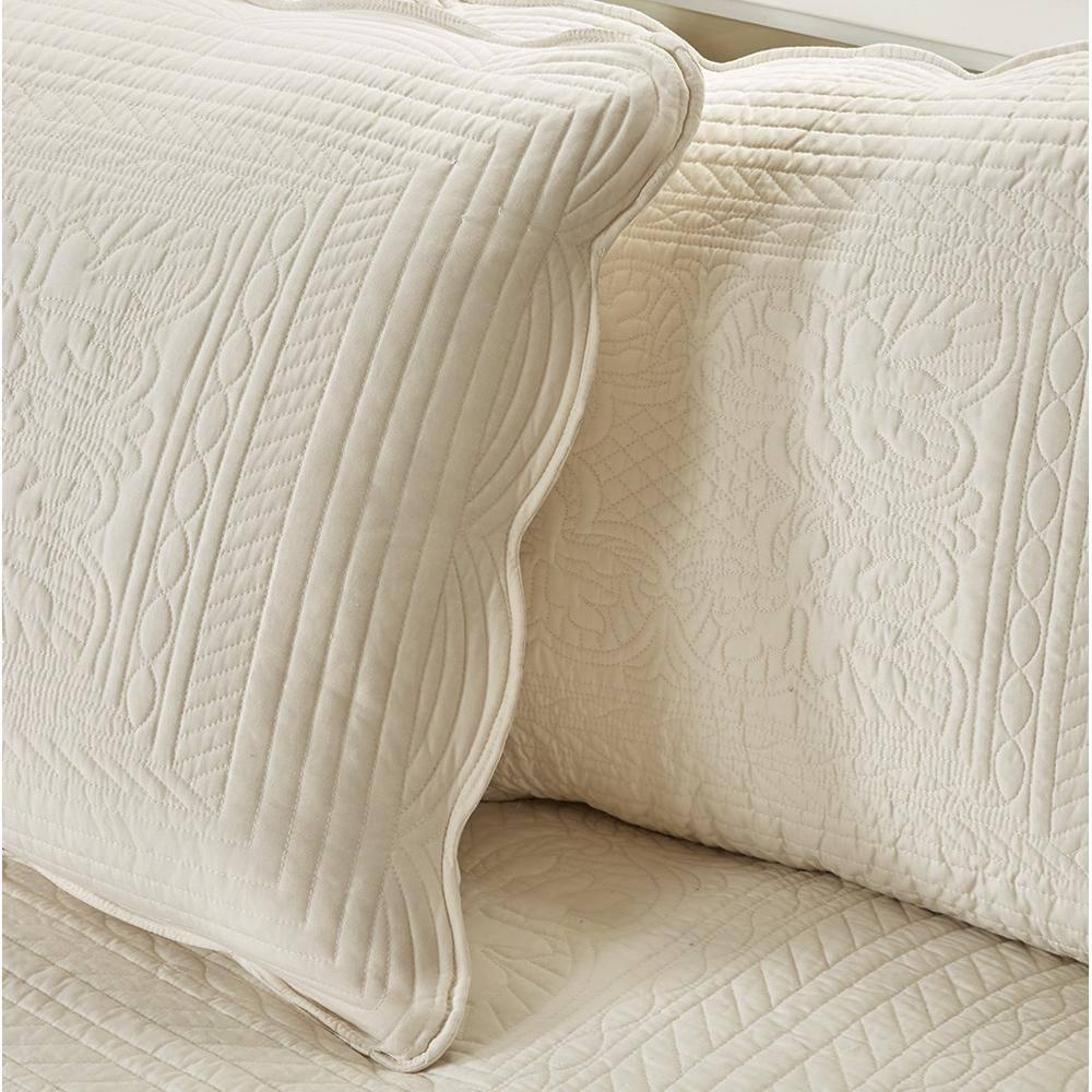 Madison Park Tuscany 6 Piece Reversible Scalloped Edge Daybed Cover Set