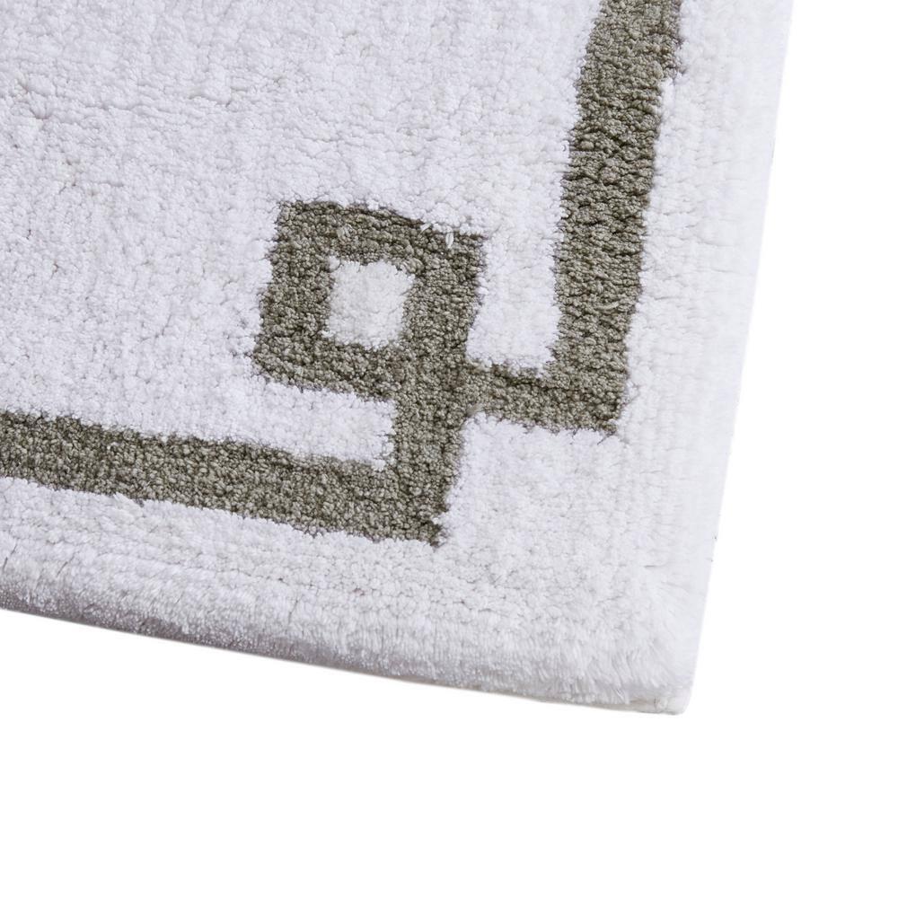 Madison Park 100% Cotton Tufted Bath Rug with Non-Slip Backing