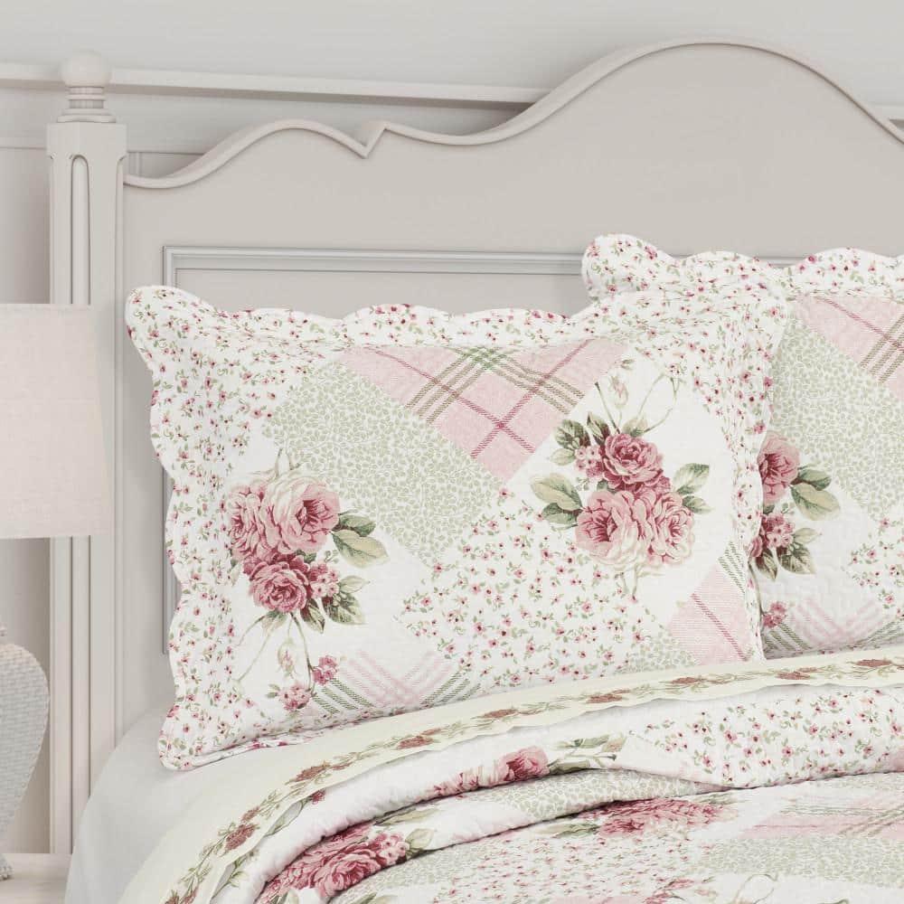 Royal Court Bungalow Quilt Set