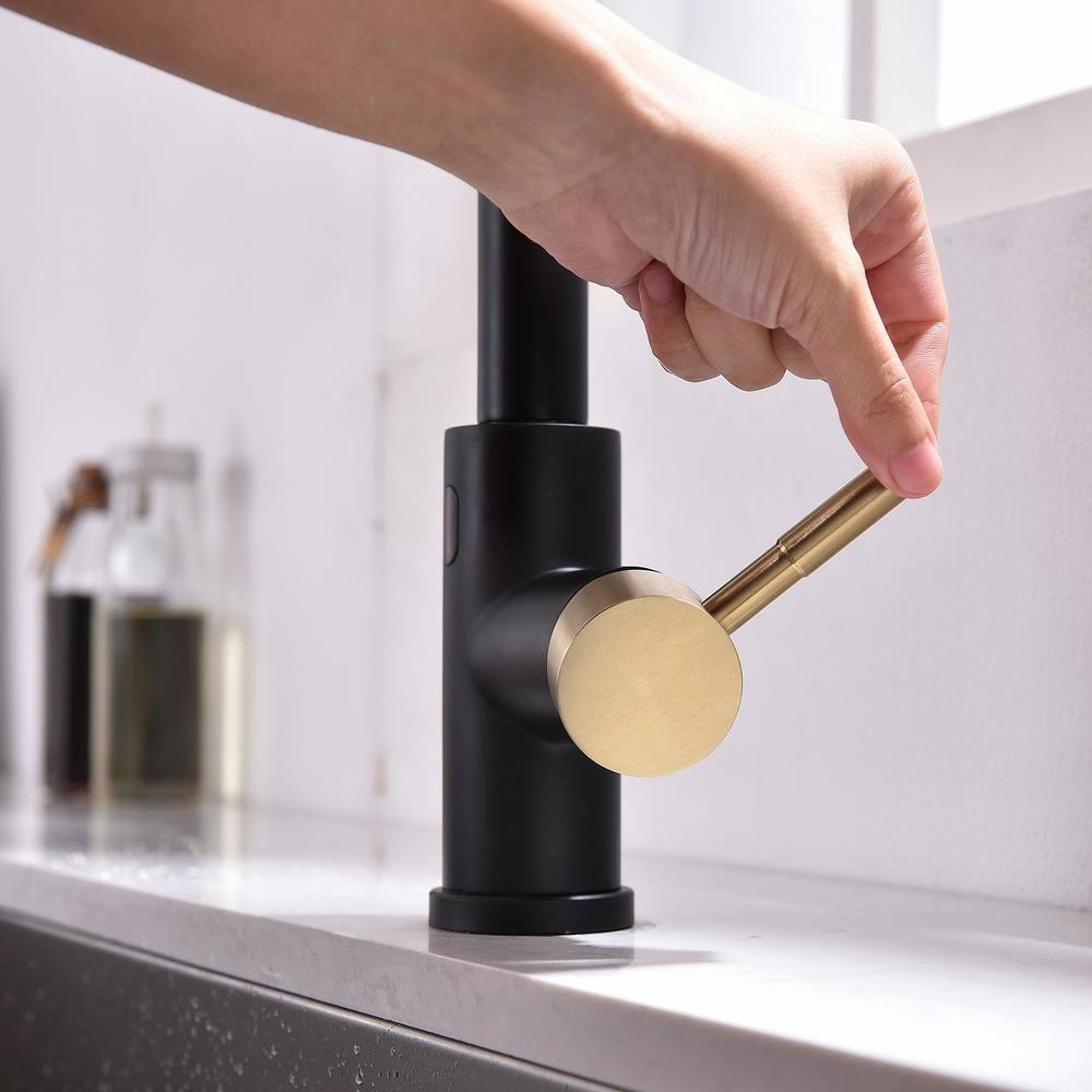 Forclover Touchless Kitchen Faucet with Pull Down Sprayer, Motion Sensor Smart Hands-Free Activated Single Hole Spring Faucet for Kitchen Sink, Black and Gold