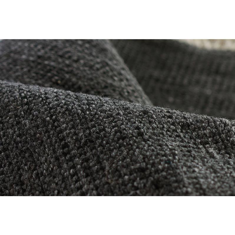 Maxi Indoor / Outdoor Rug - Black / 2' x 3'