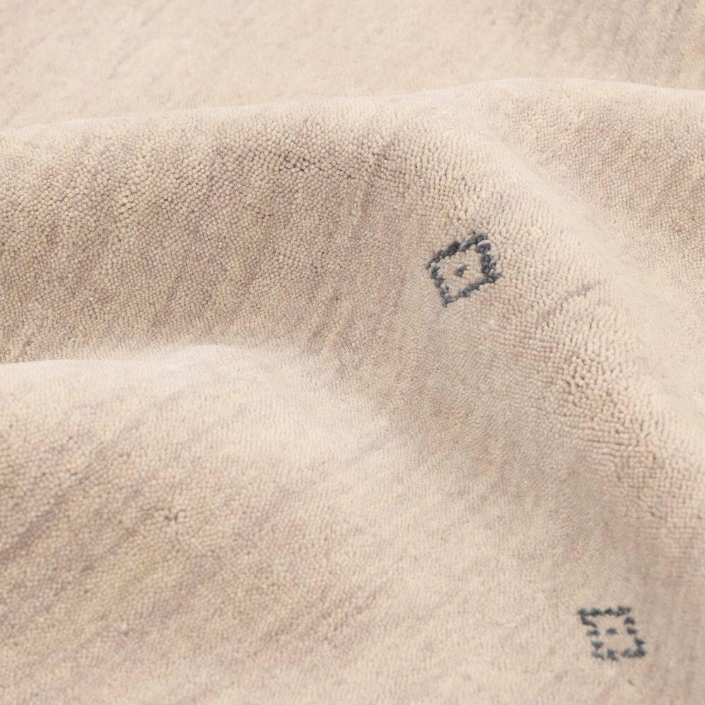 Cyrena Hand-Loomed Wool Rug - Natural / 5' x 8'