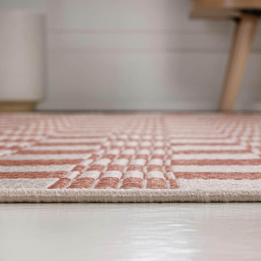 Aimee Traditional Cottage Checkerboard Salmon/Cream 3 ft. x 5 ft. Indoor/Outdoor Area Rug