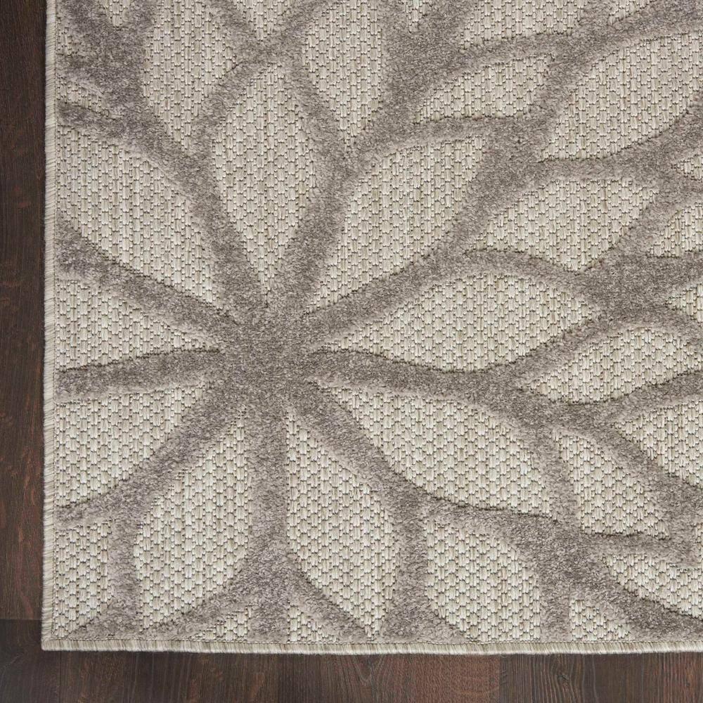 Nourison Aloha Floral Bloom Flatweave High-Low Indoor Outdoor Area Rug Silver Grey 5'3" x 7'5"