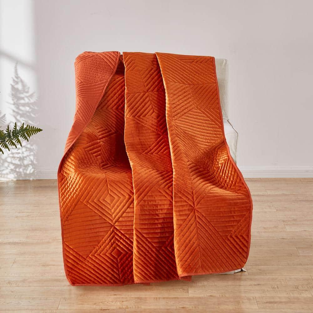 Greenland Home Fashions Riviera Velvet Quilted Throw