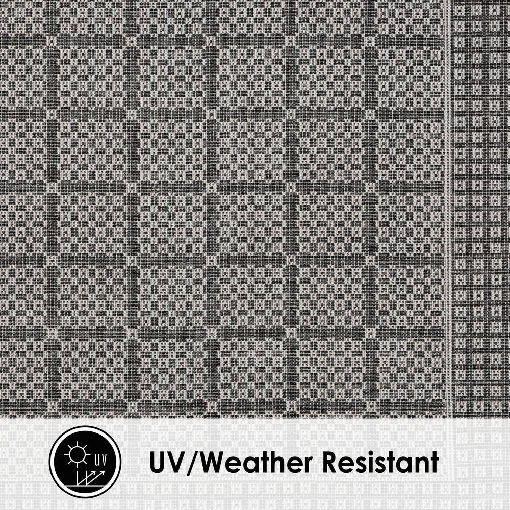 Nicole Miller New York Patio Country Luna Contemporary Geometric Indoor/Outdoor Area Rug, Black/Gray