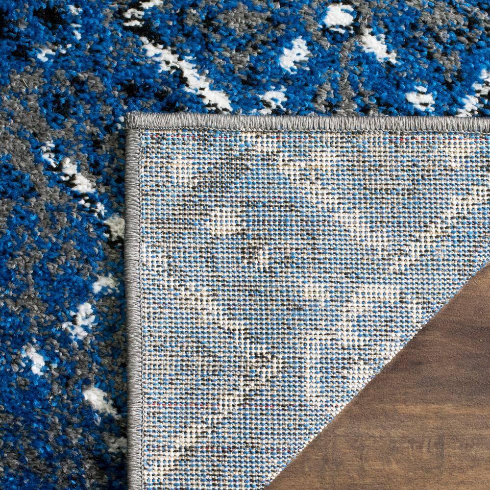 Adirondack ADR111 Machine Made Indoor Runner - Silver/Multi - 2'-6"x10' - Safavieh