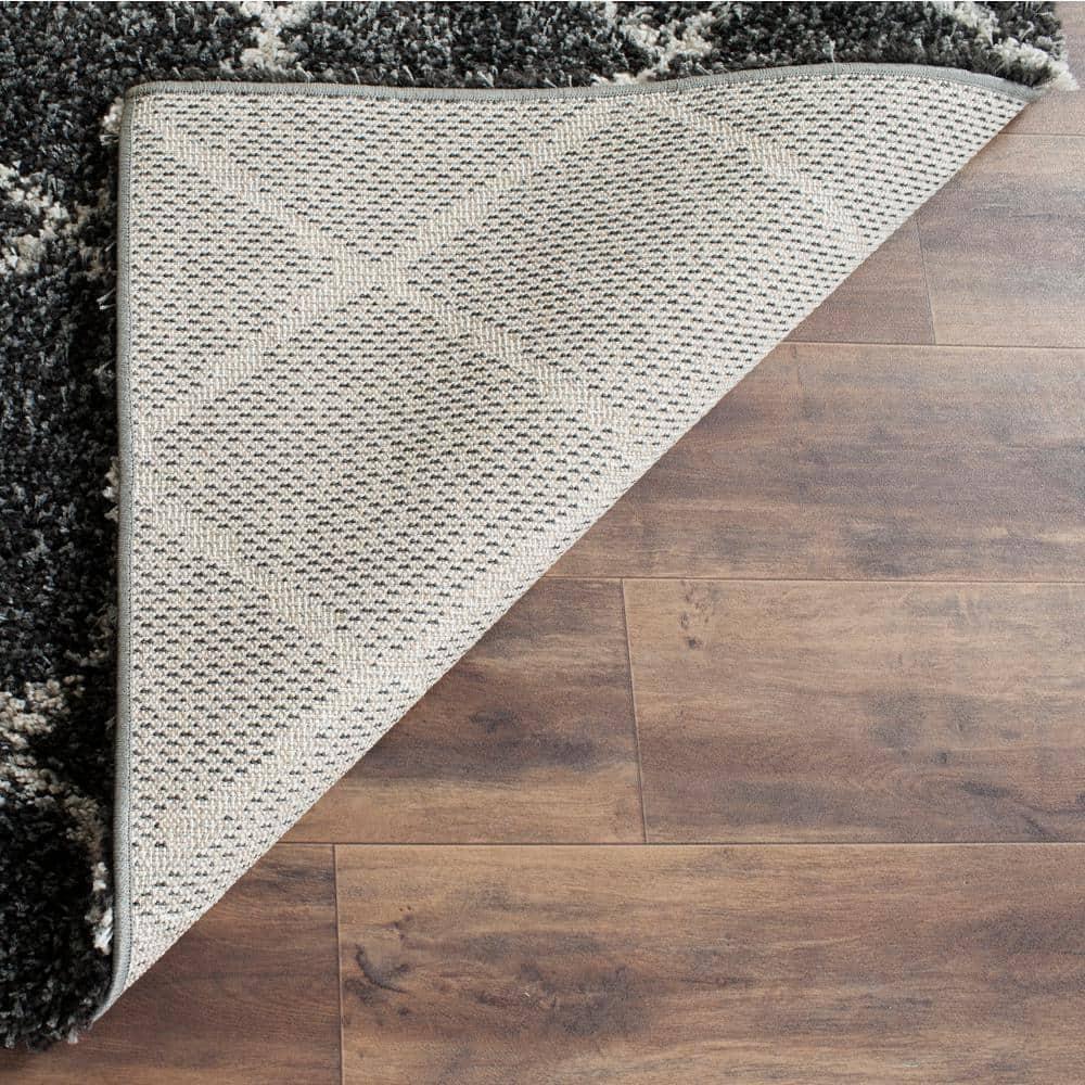 Safavieh Arizona Wayra Geometric Diamonds Shag Area Rug or Runner