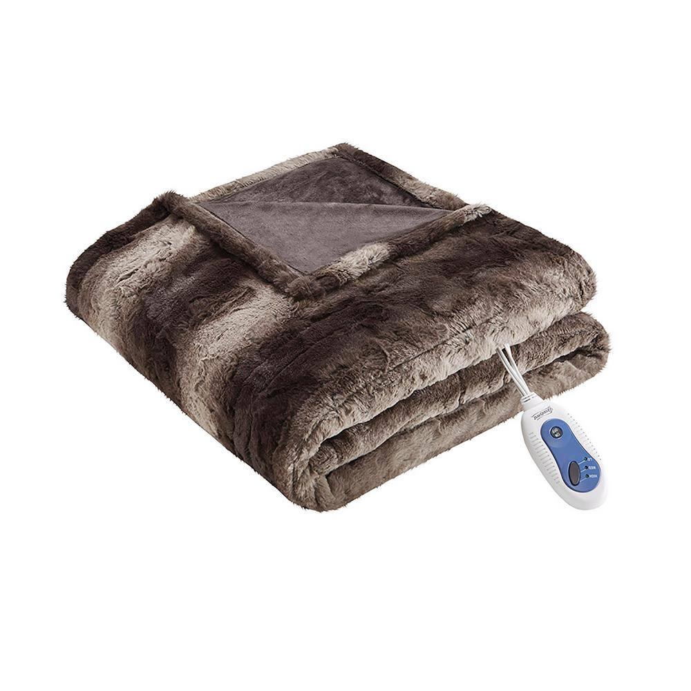 Cozy Comfort Oversized Faux Fur Electric Heated Throw in Chocolate