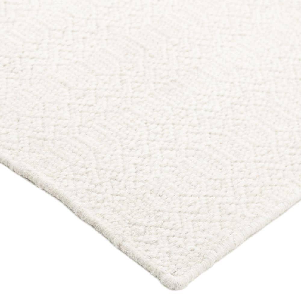 Chatham Geometric Area Rug in Ivory