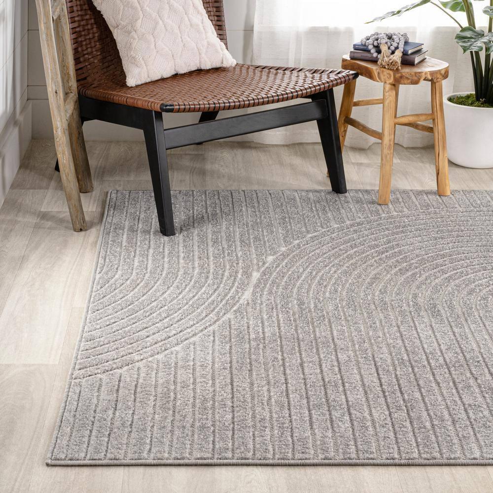 JONATHAN Y Skagen High-Low Minimalist Curve Geometric Gray/Ivory 4 ft. x 6 ft. Indoor/Outdoor Area Rug