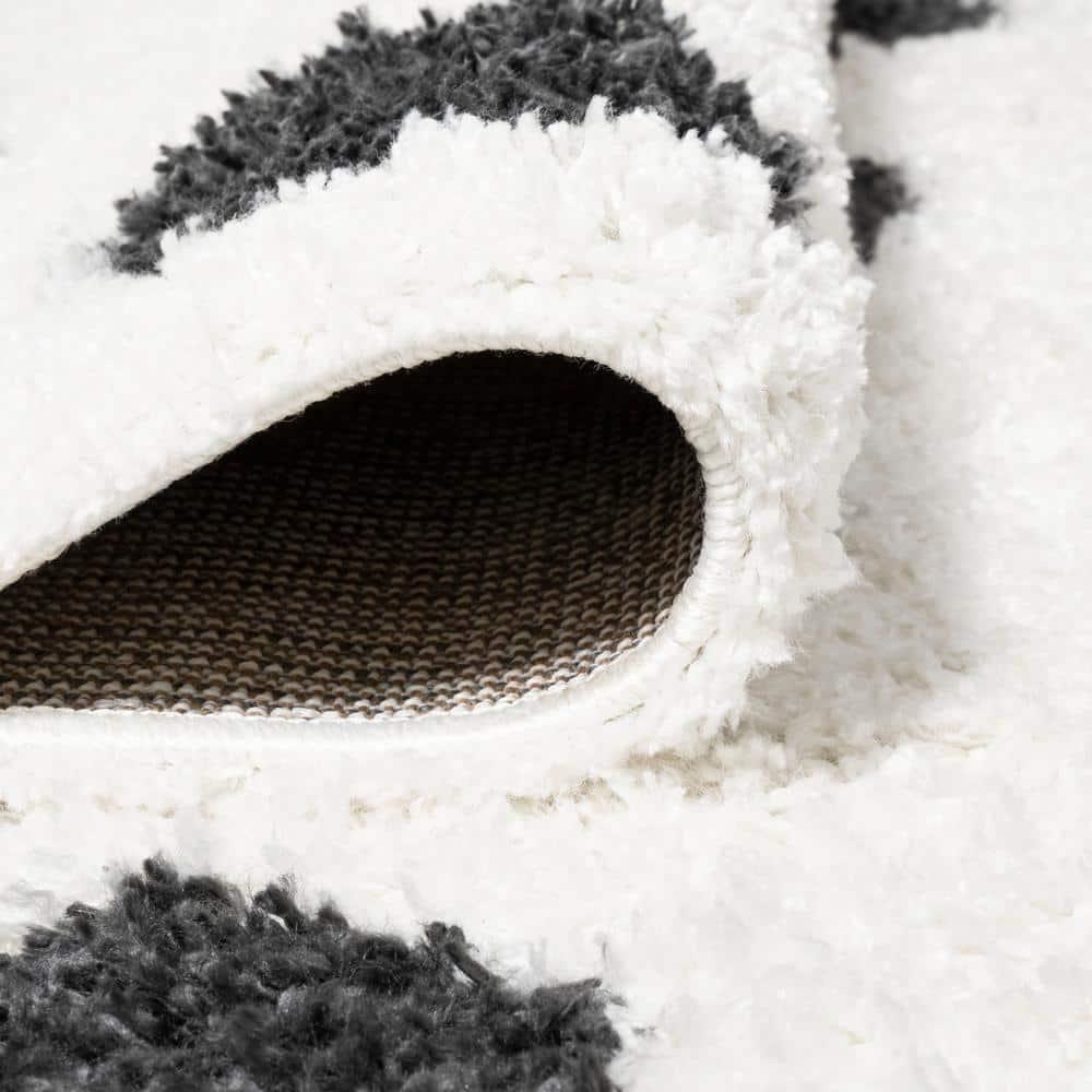 3'x5' Pere Modern Charcoal Dot Shag Area Rug, White/Black - JONATHAN Y