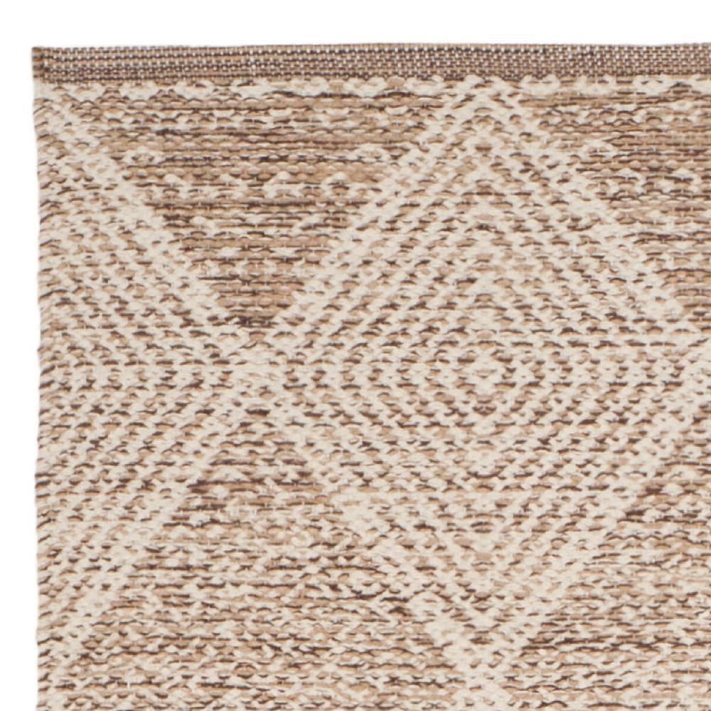 Montauk MTK822 Hand Woven Indoor Accent Rug - Beige - 2'3"x5' - Safavieh.