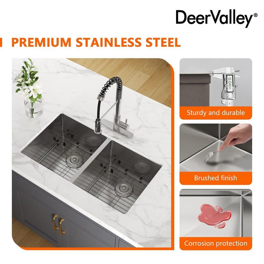 DeerValley 33'' L Undermount 50/50 Double Bowl Stainless Steel Kitchen Sink with Basket Strainers and Stainless Steel Grids