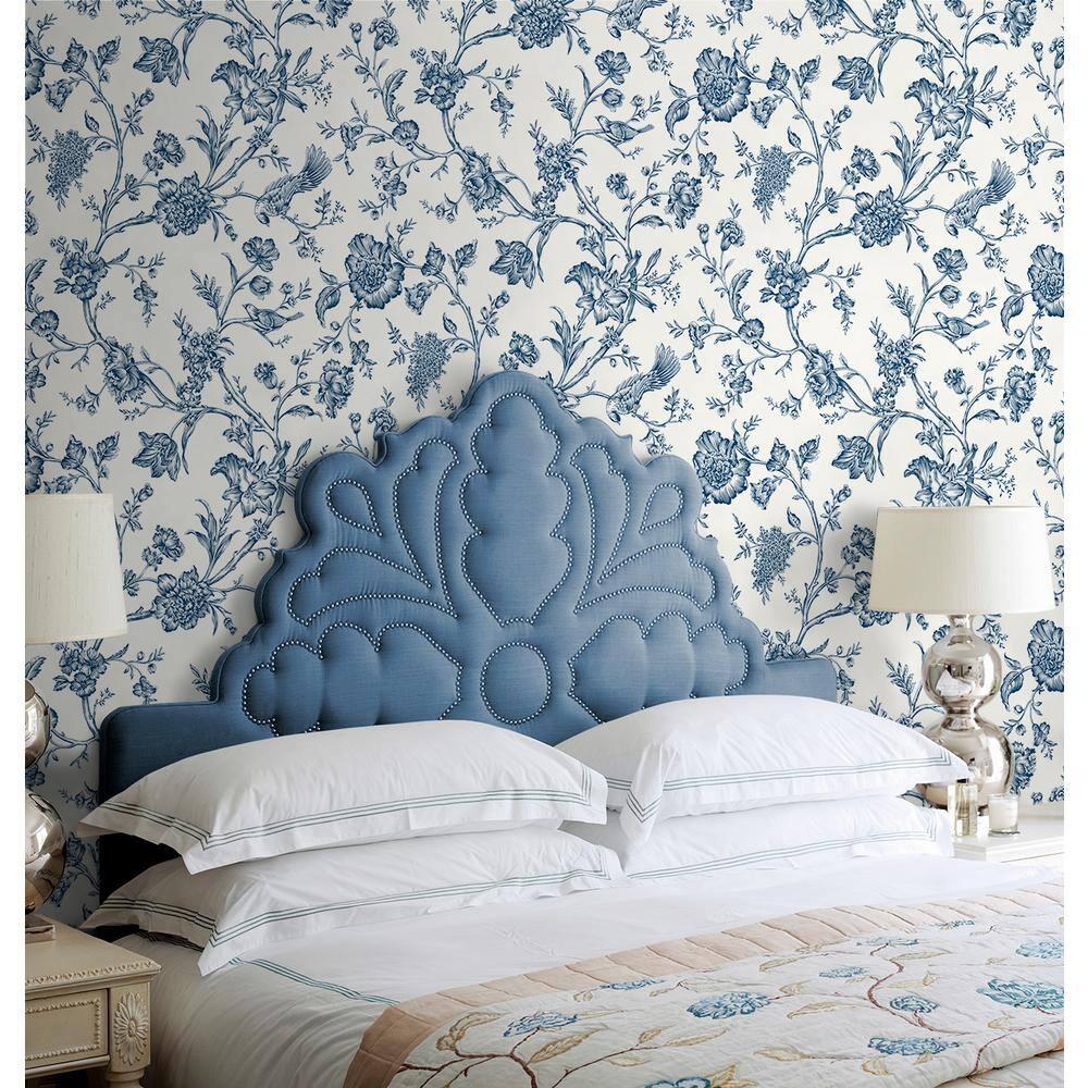 NextWall Navy Blue Jasmine Chinoiserie Peel and Stick Wallpaper